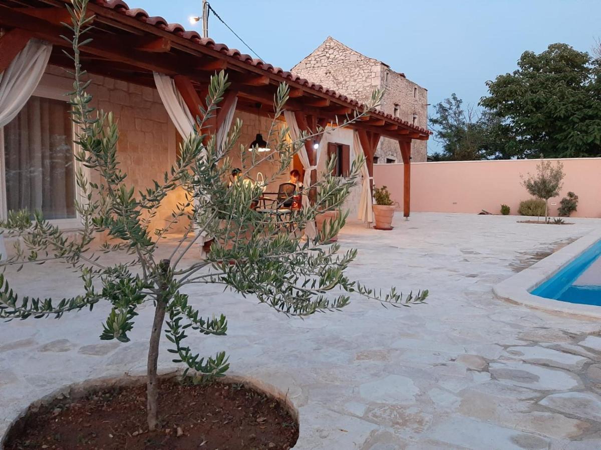 Holiday House Barba - Vrana 파코스탄 외부 사진