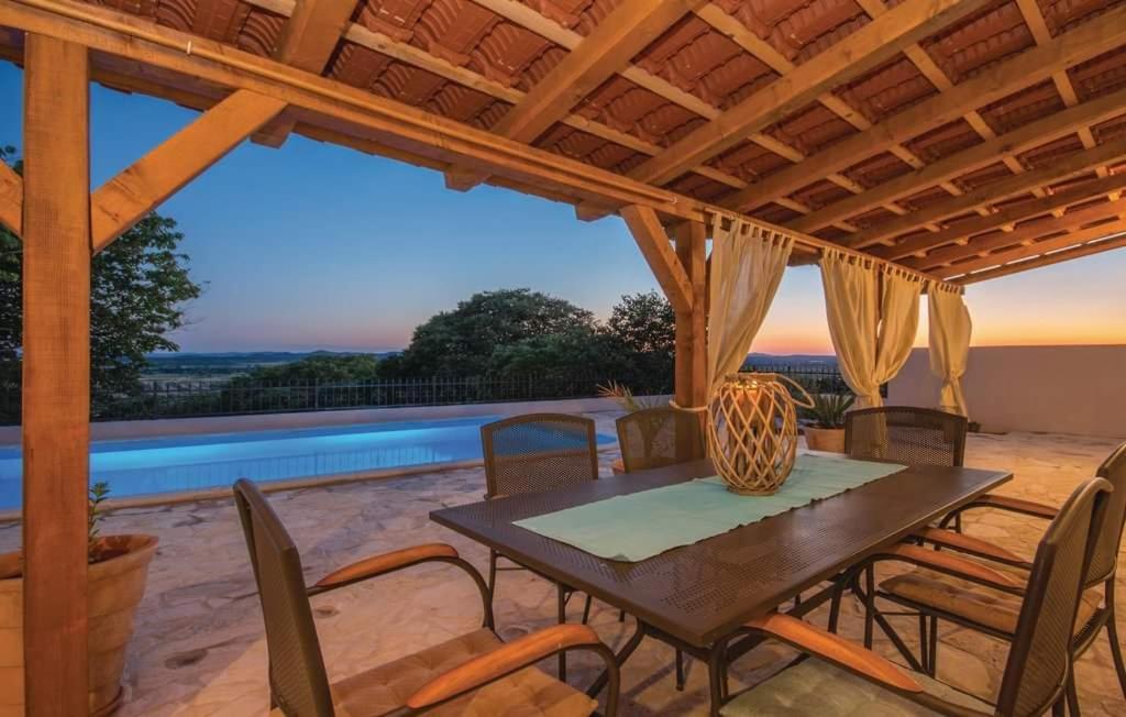 Holiday House Barba - Vrana 파코스탄 외부 사진