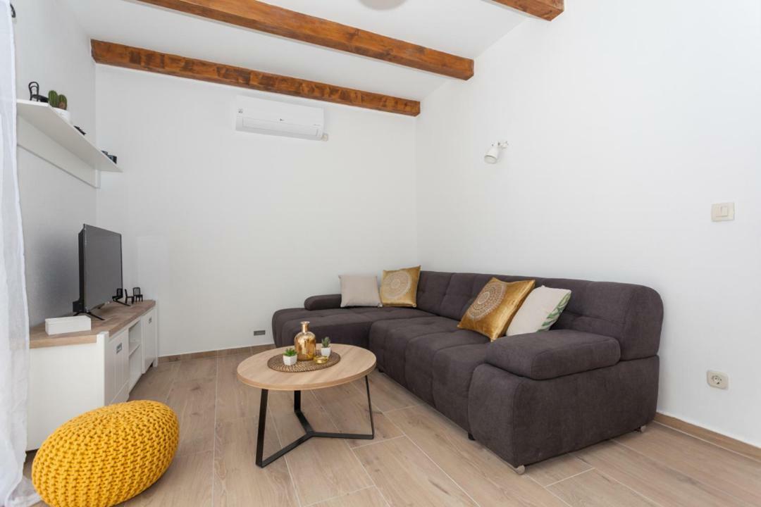 Holiday House Barba - Vrana 파코스탄 외부 사진